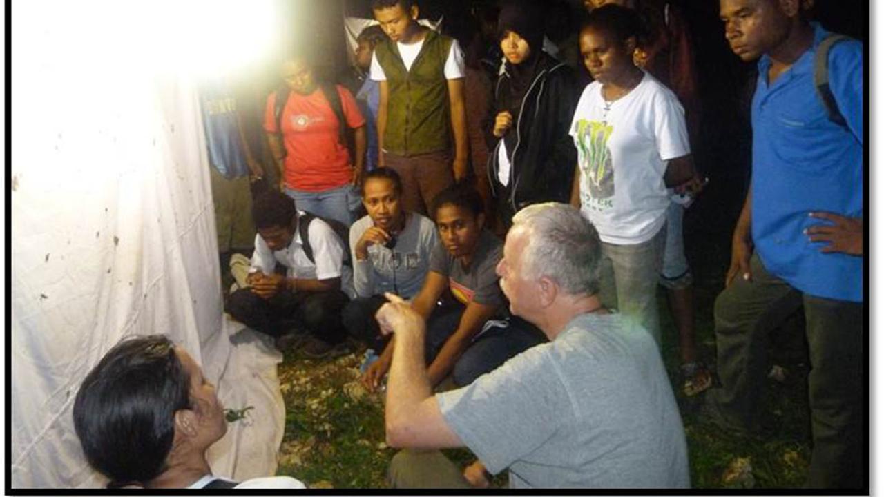 Rob de Vos op excursie