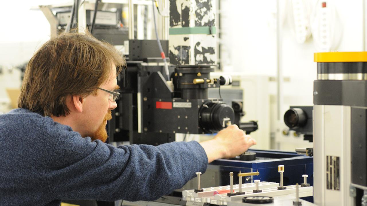 Scanning at the synchrotron of the Swiss Lght Source