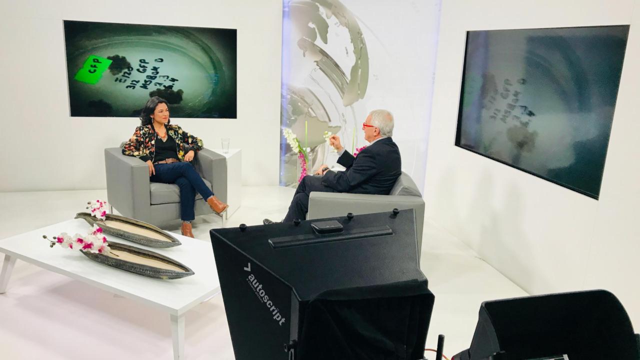 Achter de schermen TV-interview 