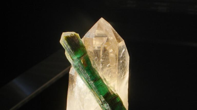 Toermalijn in kwarts